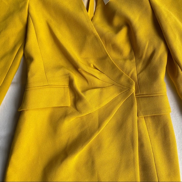 🥂 ZARA YELLOW SQUARE SHOULDER LONG SLEEVE ASYMMETRICAL MINI DRESS! - Picture 8 of 13